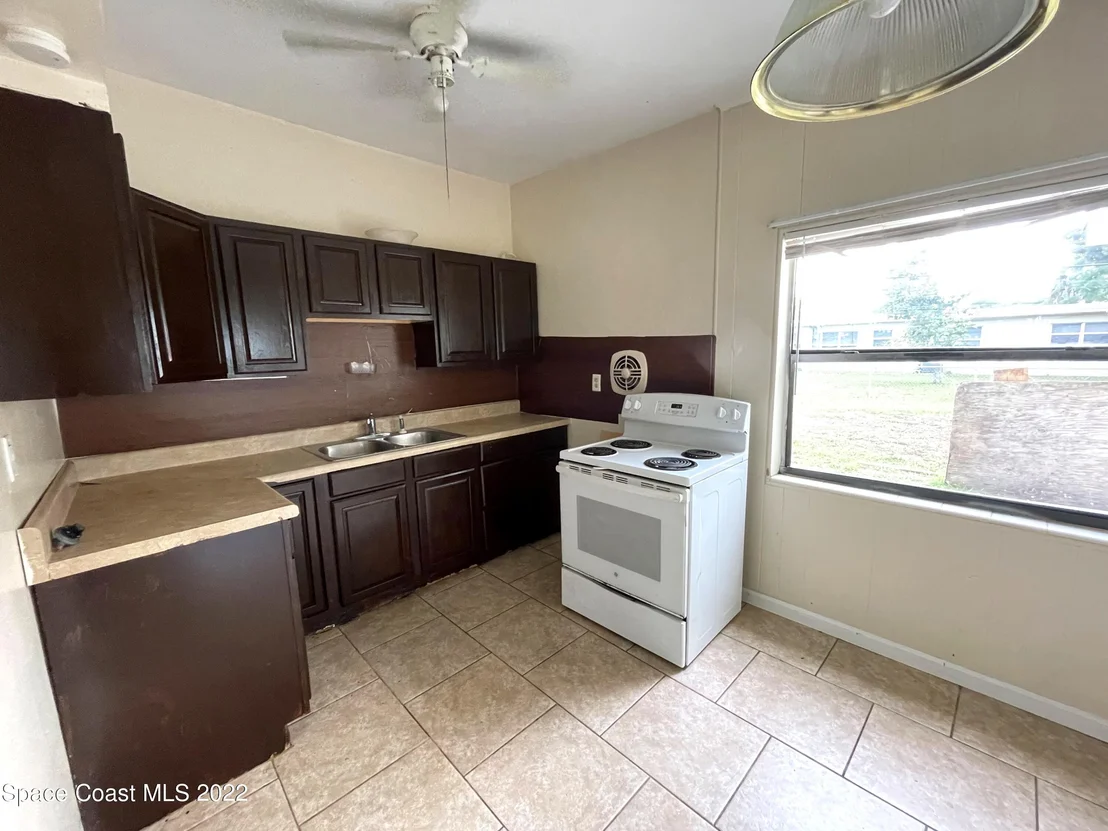Photo of 313 Churchill Drive