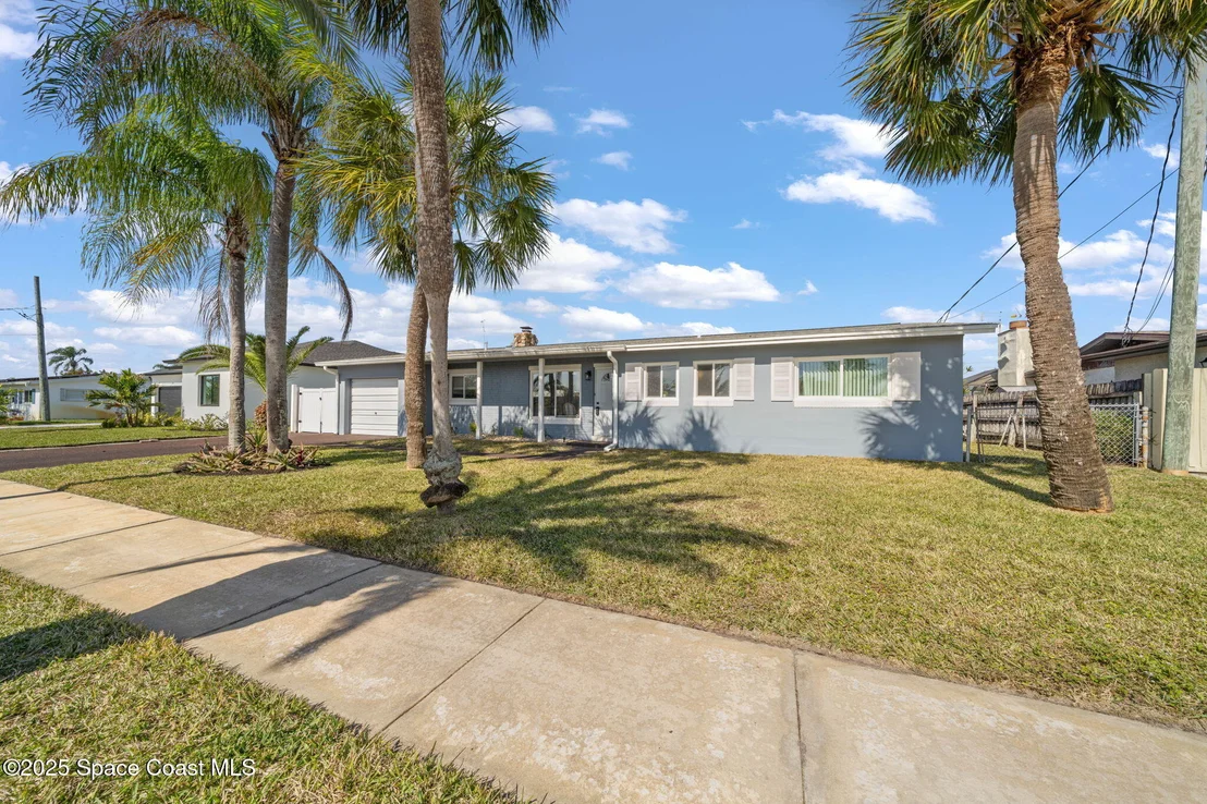 Photo of 431 Sandpiper Drive