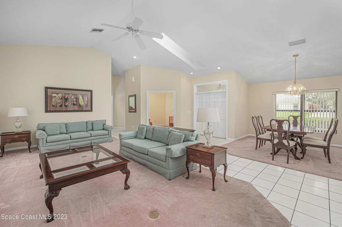 Photo of 1490 56th Square E