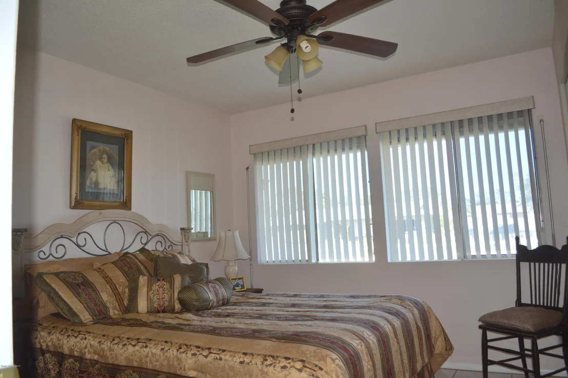 Photo of 960 Bacon Circle NE