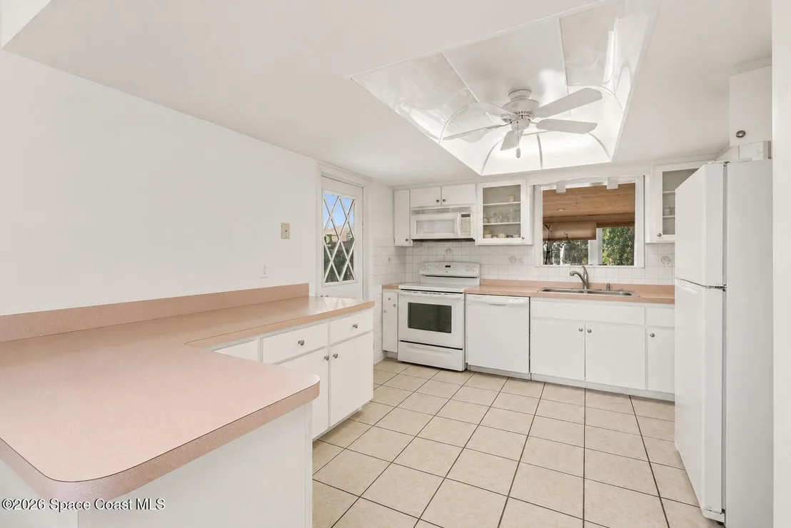 Photo of 413 Sparrow Drive