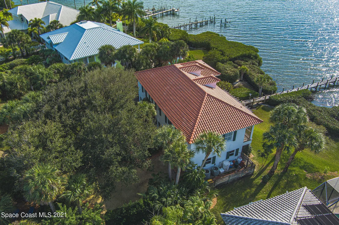 Photo of 176 Bayshore Drive
