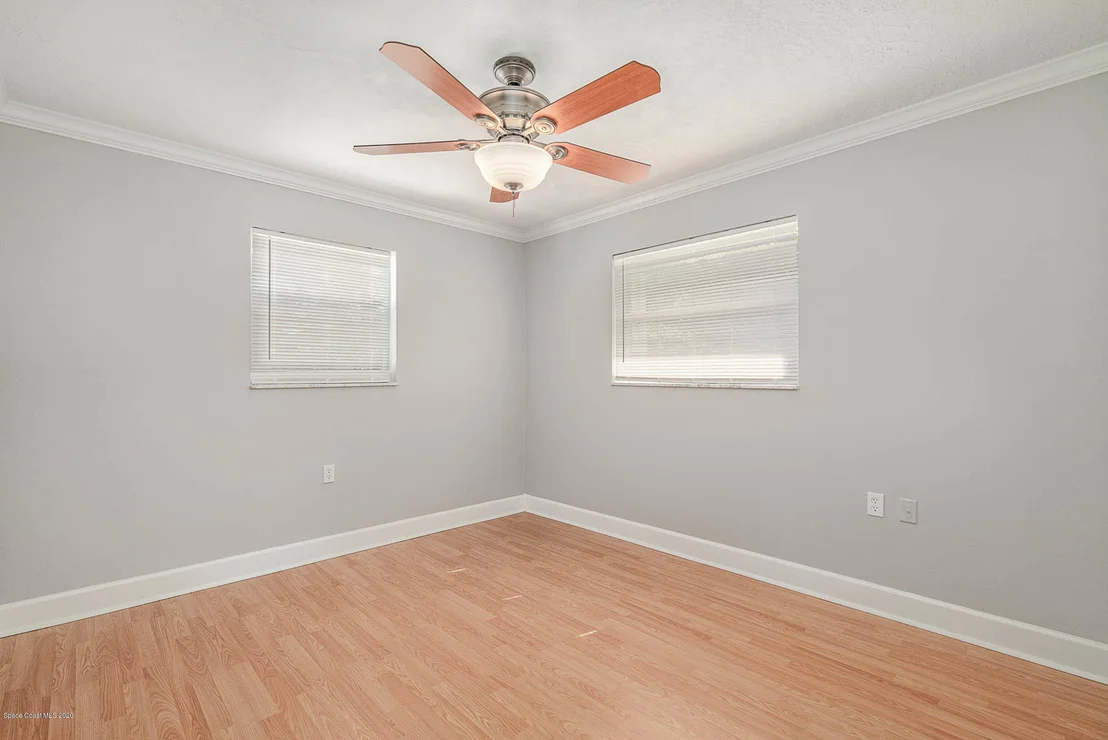 Photo of 4230 Lakeglen Drive