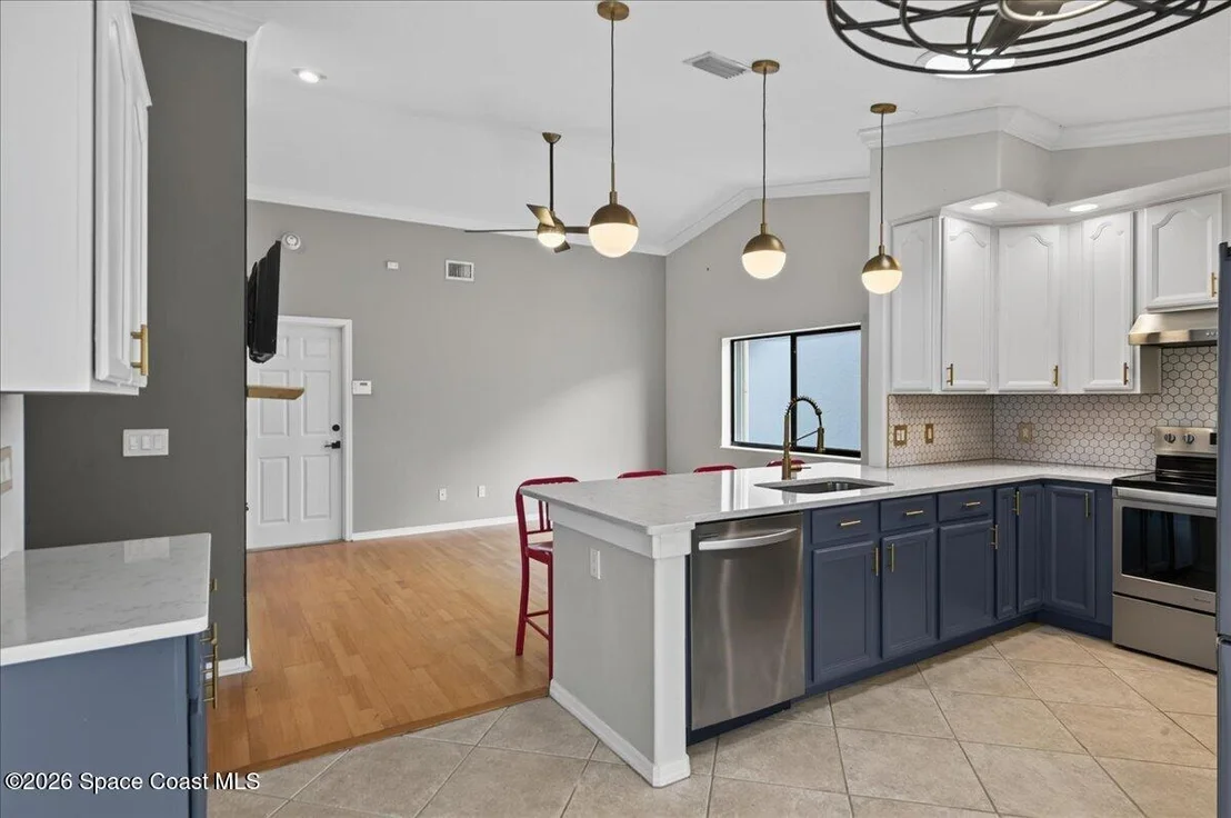 Photo of 340 Oak Haven Drive