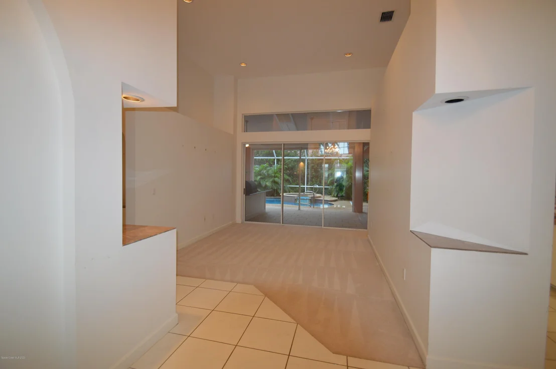 Photo of 2015 Canterbury Drive