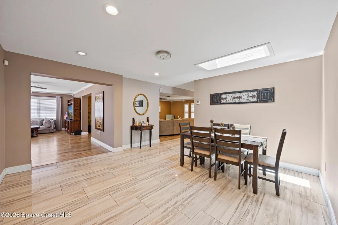 Photo of 1371 Gleneagles Way