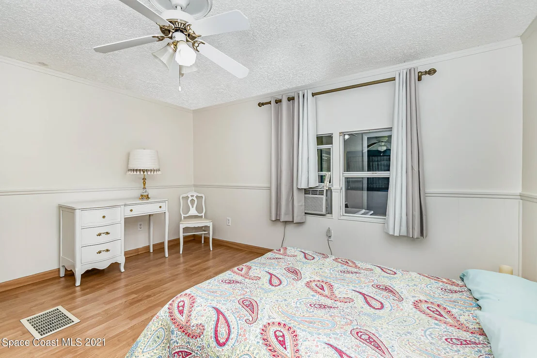 Photo of 4215 Aurantia Road