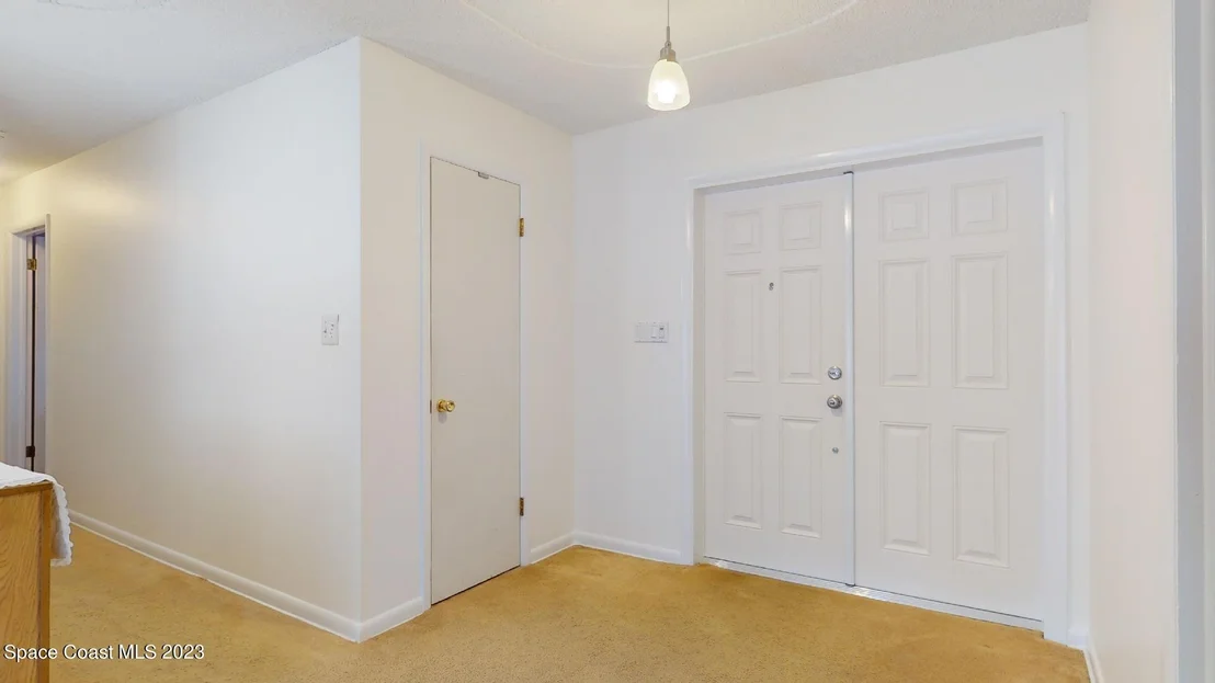 Photo of 383 Chester Drive