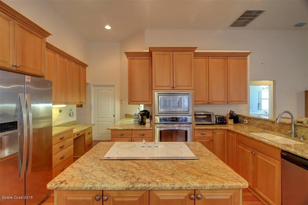 Photo of 2554 Canterbury Circle