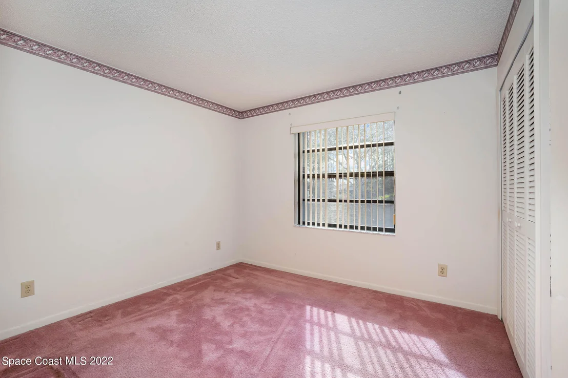Photo of 299 Eldron Boulevard SE
