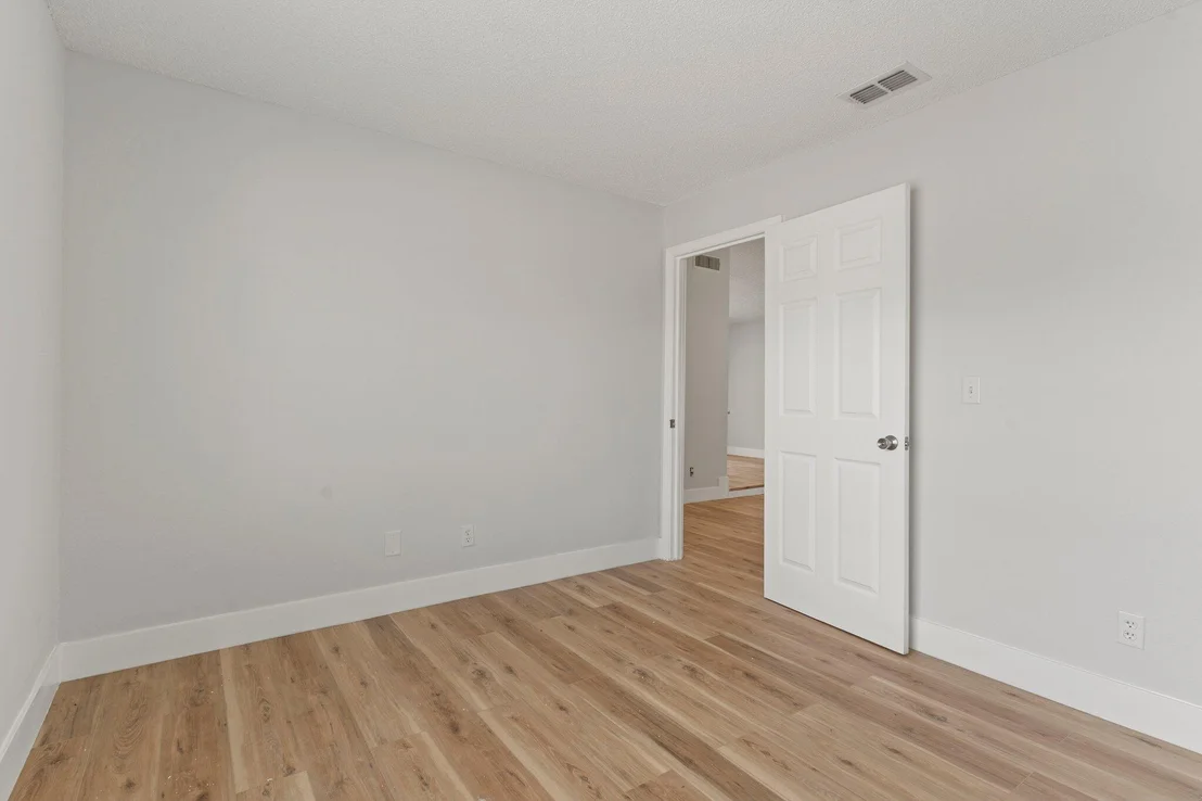 Photo of 705 Fore Lane