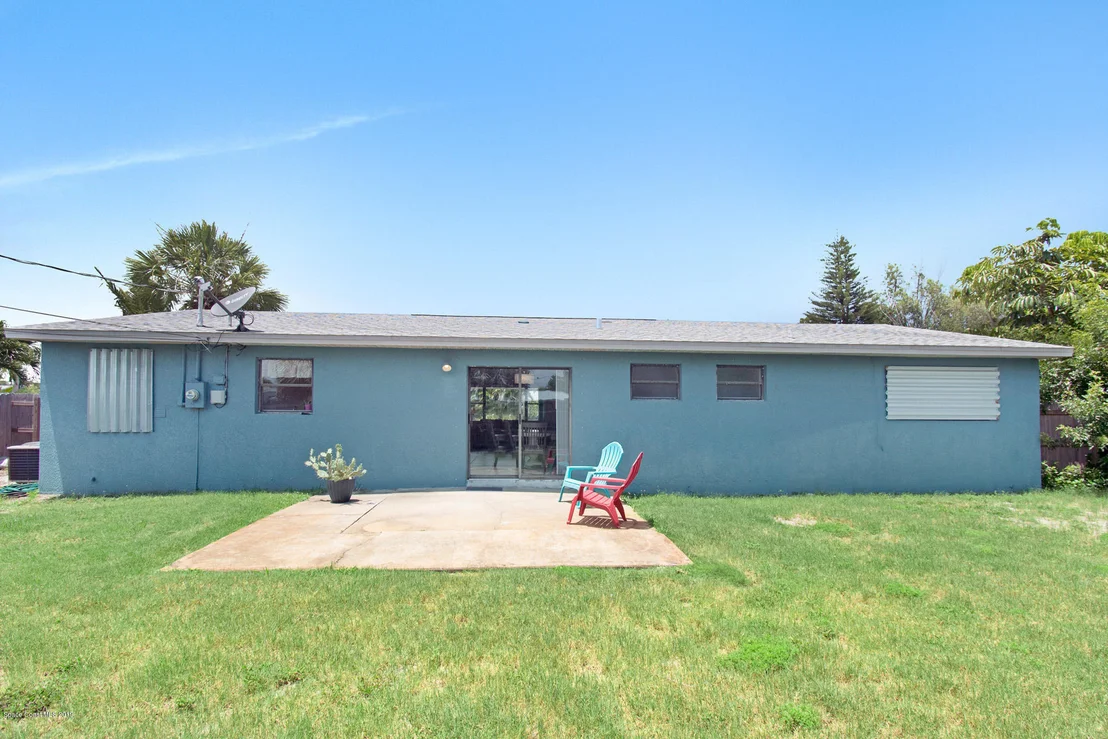 Photo of 445 Cinnamon Drive