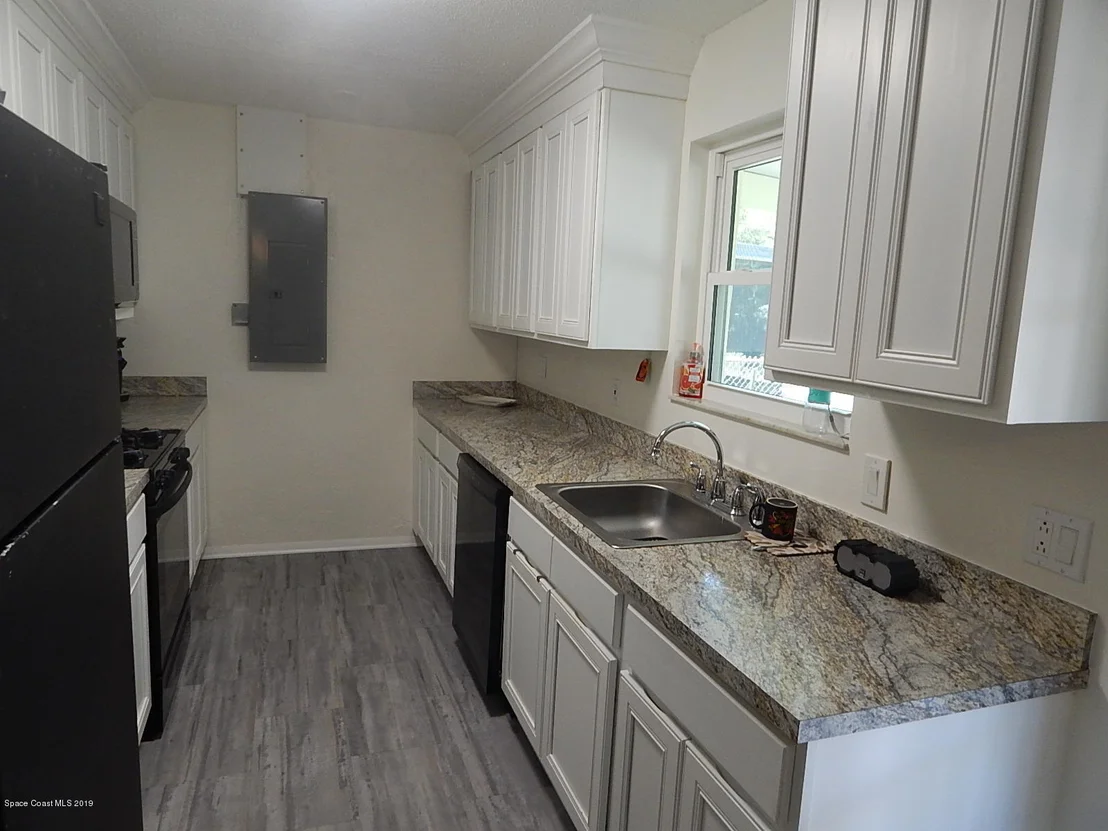 Photo of 2710 Hereford Road