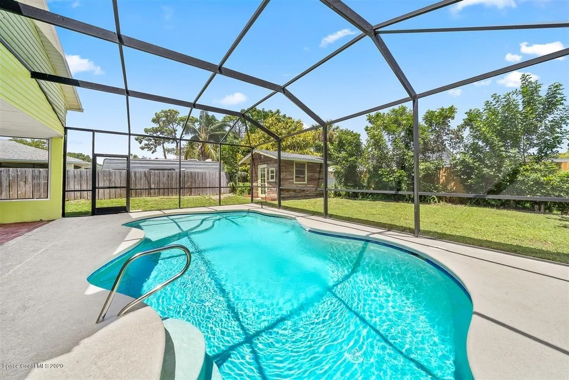 Photo of 1636 Grandview Way