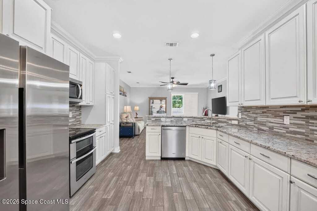 Photo of 228 Abernathy Circle SE