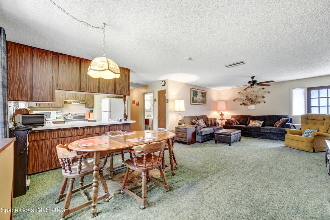 Photo of 2150 Lake Drive