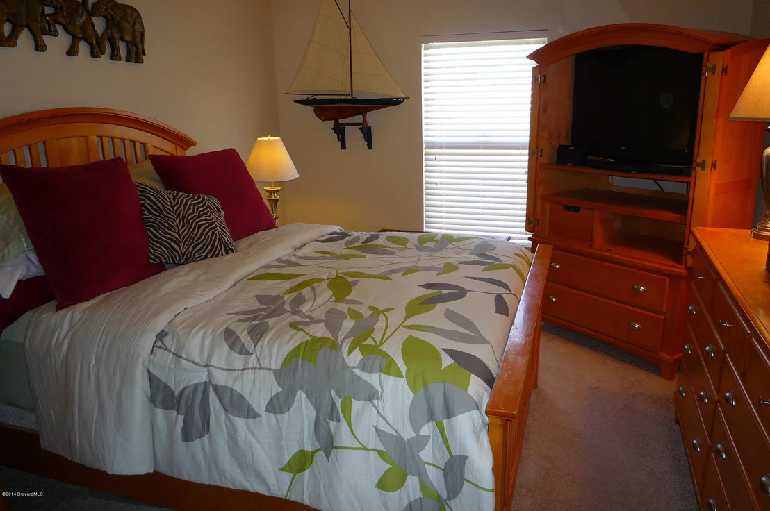 Photo of Unit 104 at 910 Luminary Circle