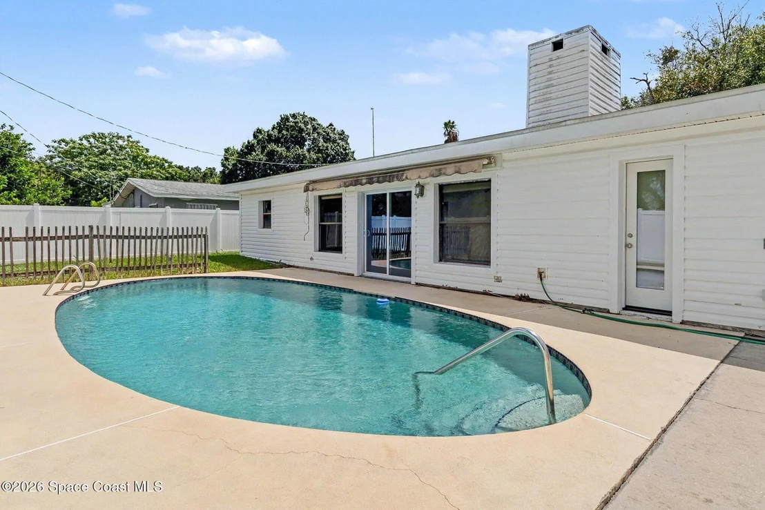 Photo of 748 Clarke Avenue