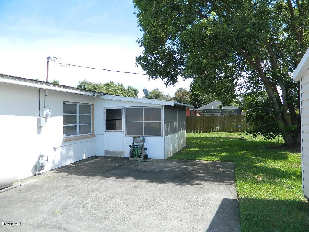Photo of 1367 Estridge Drive