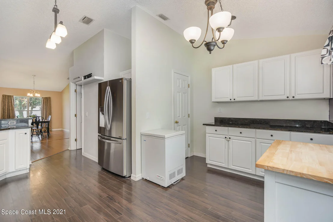 Photo of 1391 Olde Bailey Lane