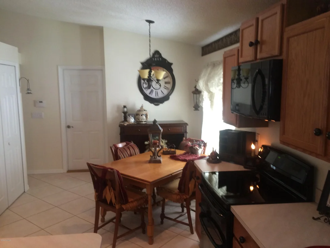 Photo of 8016 Bracken Lane