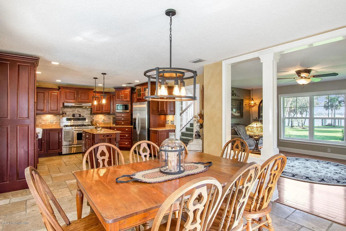 Photo of 1711 Rockledge Drive
