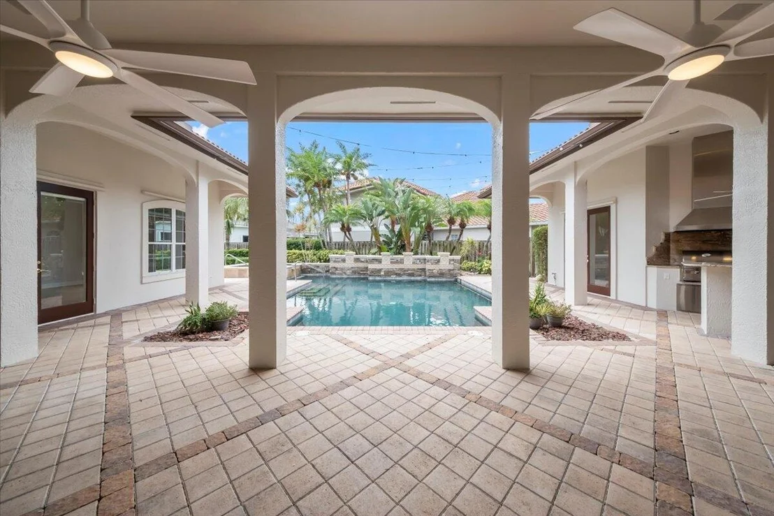 Photo of 405 Newport Drive