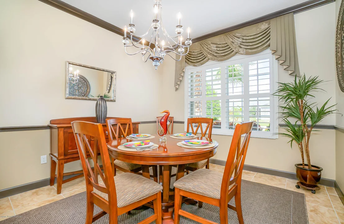 Photo of 3325 Sansome Circle