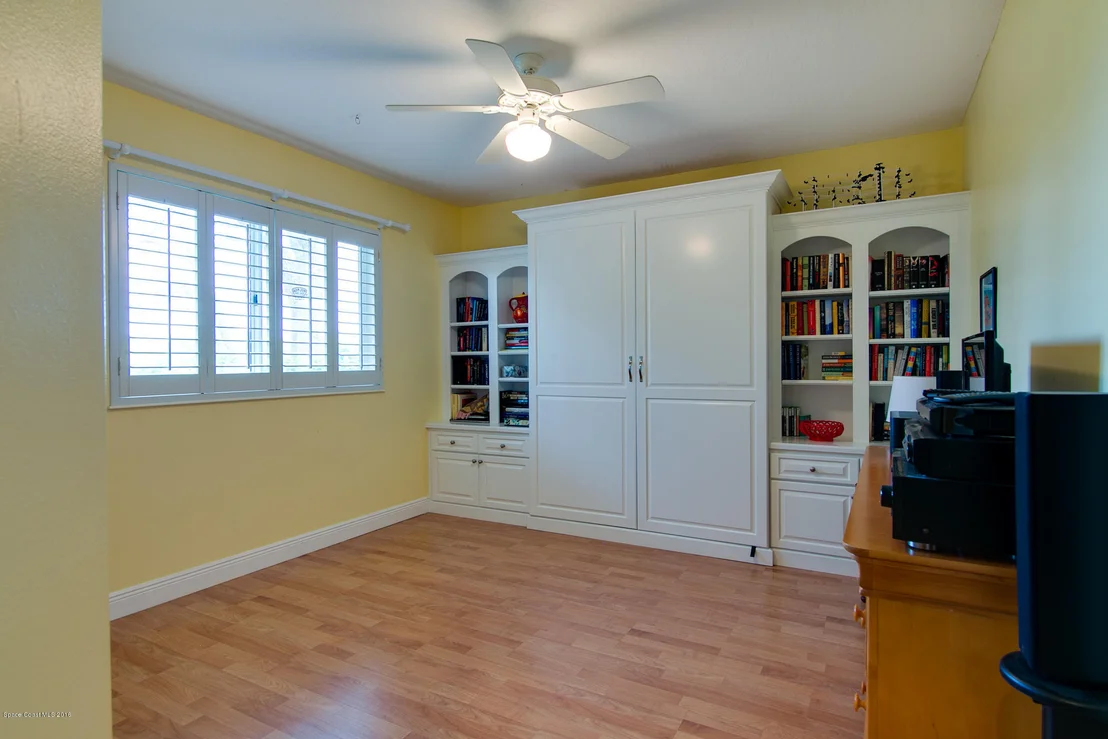 Photo of 256 Lanternback Island Drive