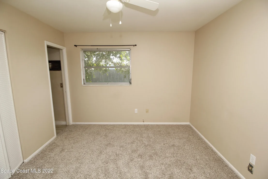 Photo of 949 Jersey Lane NE