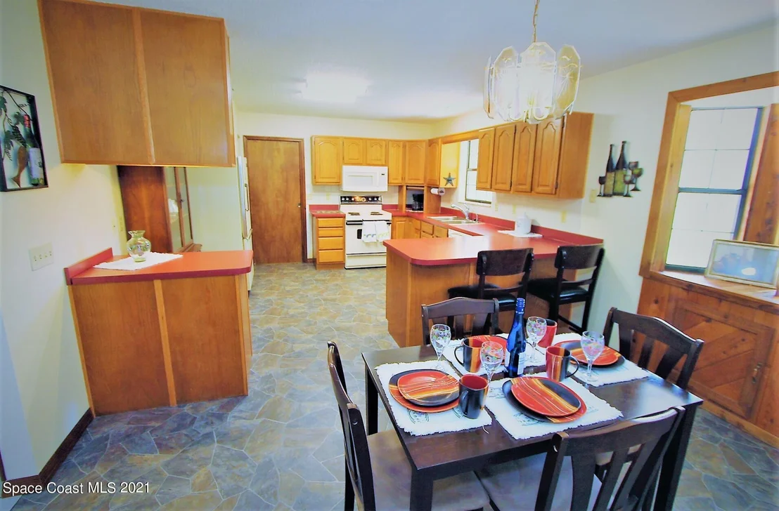 Photo of 4600 Burkholm Road