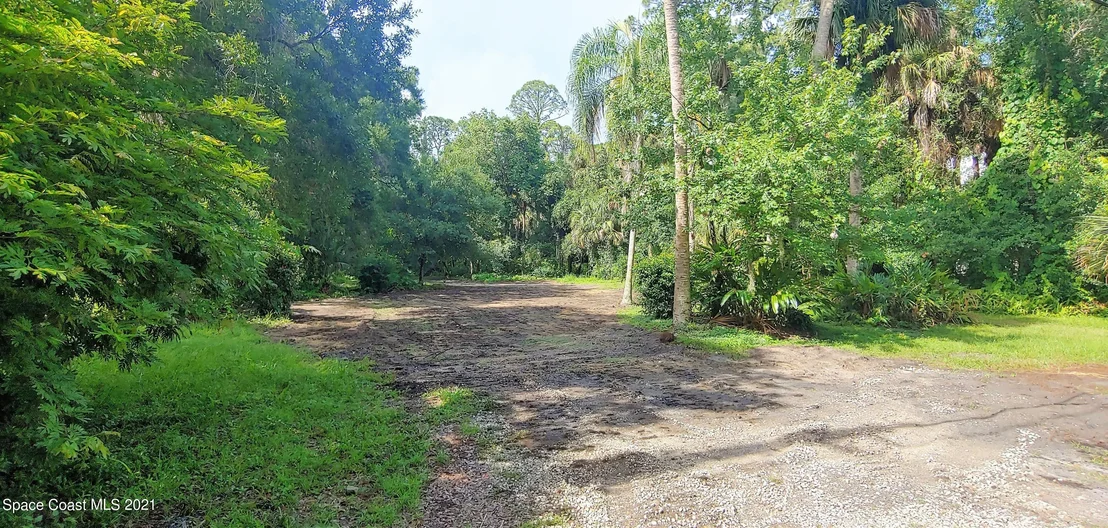 Photo of 5819 Crane Road