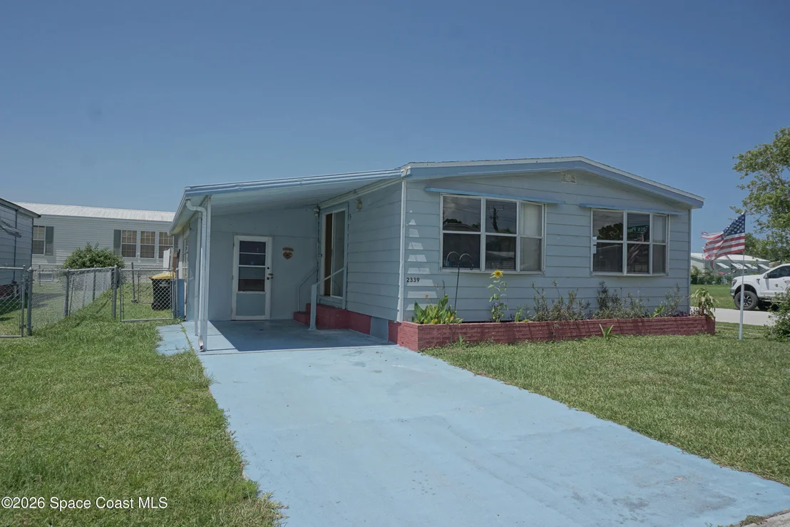 Photo of 2339 Royal Palm Drive NE