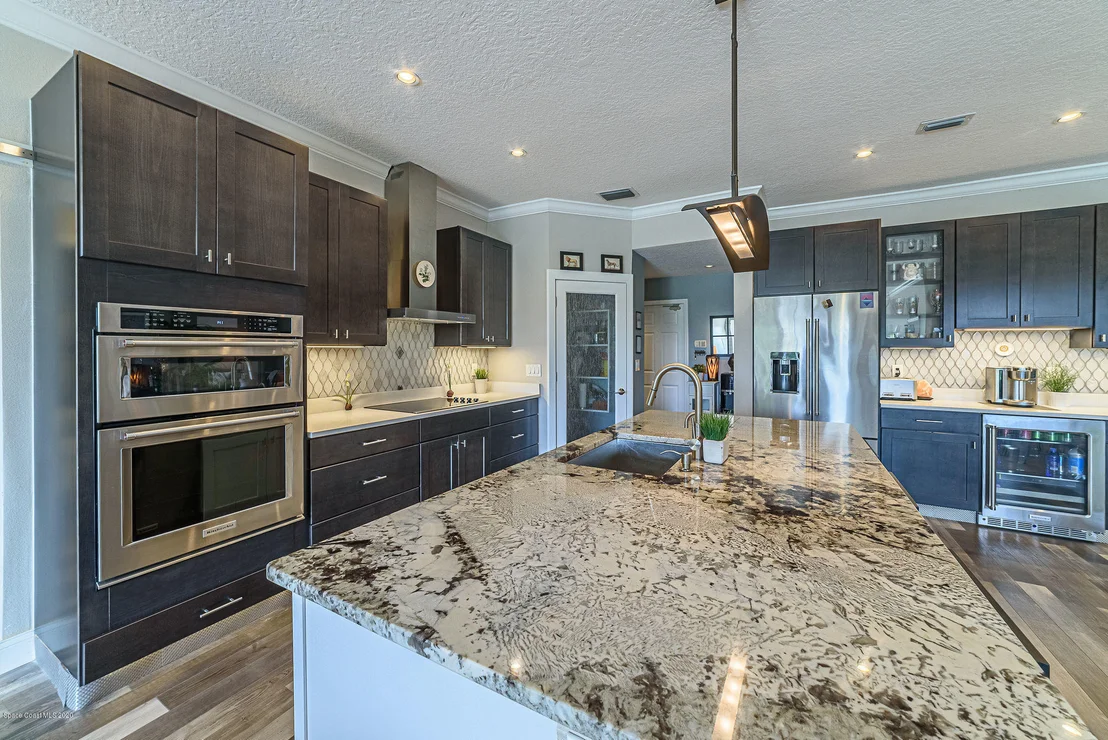 Photo of 4434 Long Lake Road