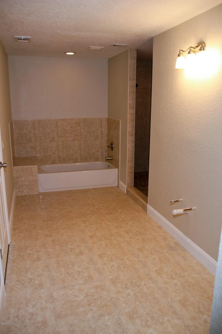 Photo of 103 Holiday Lane