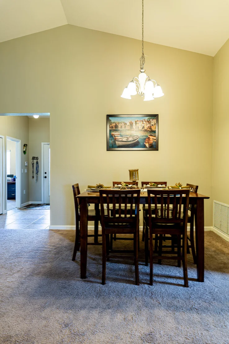 Photo of 450 Trymore Drive SE