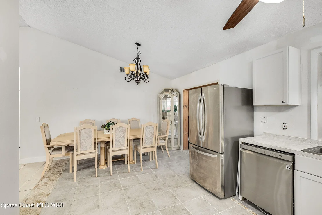 Photo of 4630 Robert Street