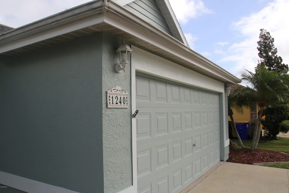 Photo of 1240 Walnut Grove Way