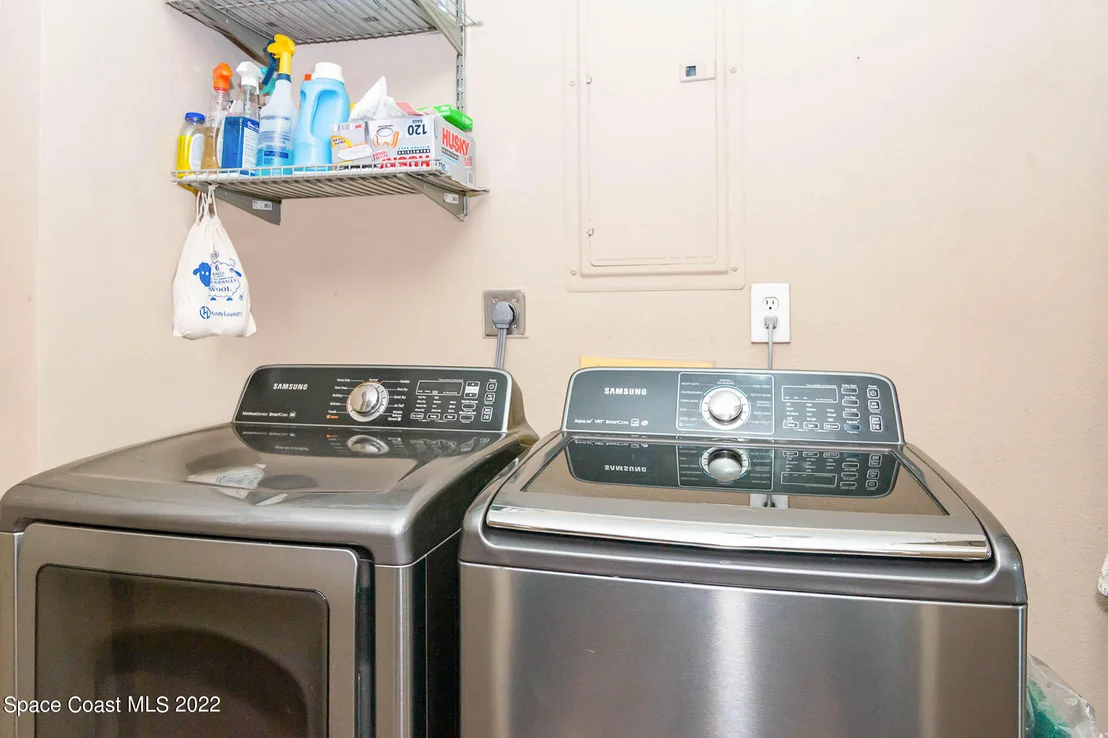 Photo of 3299 Jackson Avenue NE