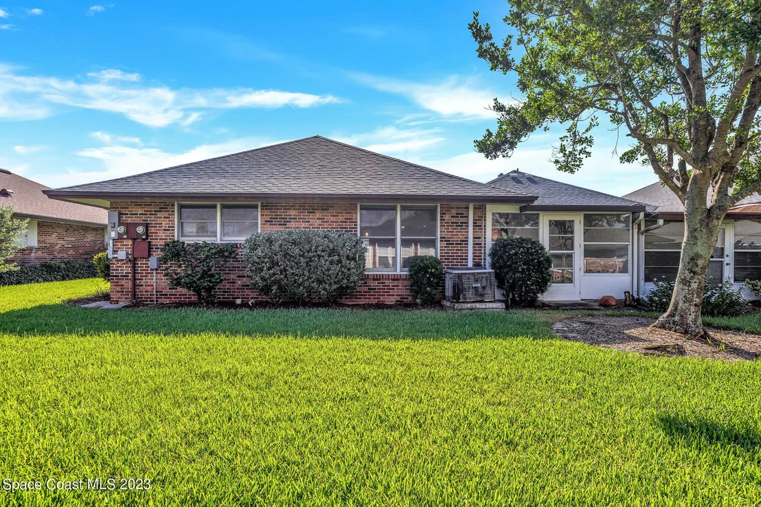 Photo of 224 Chalet Avenue