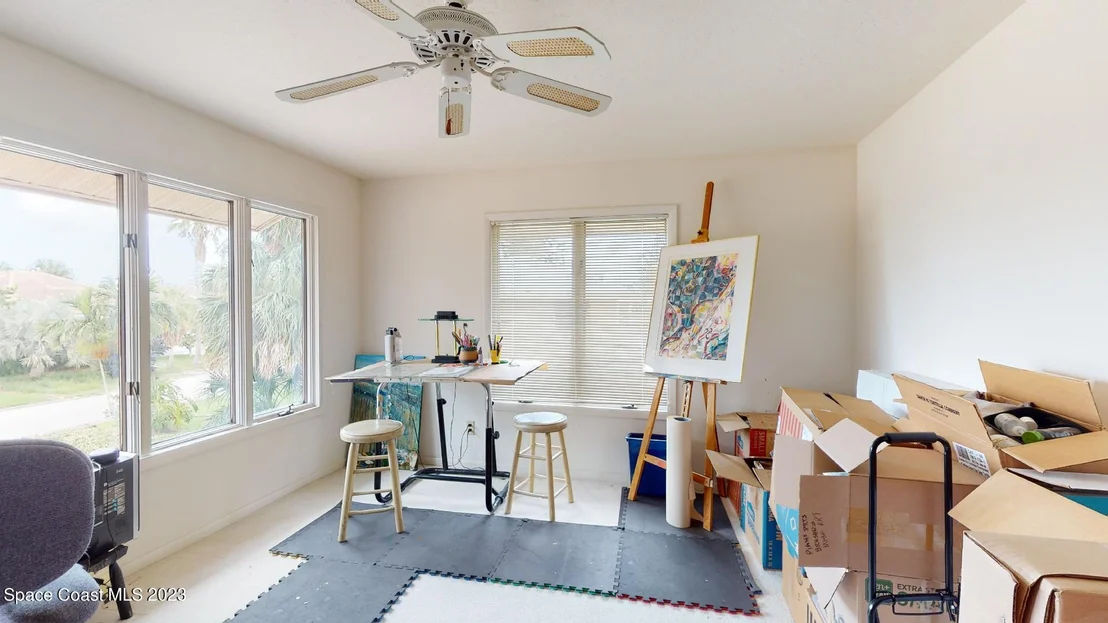Photo of 421 Riverview Lane