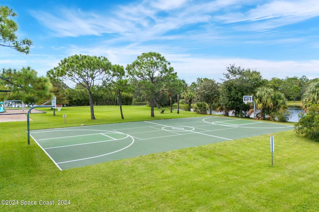 Photo of 5720 Herons Landing Drive