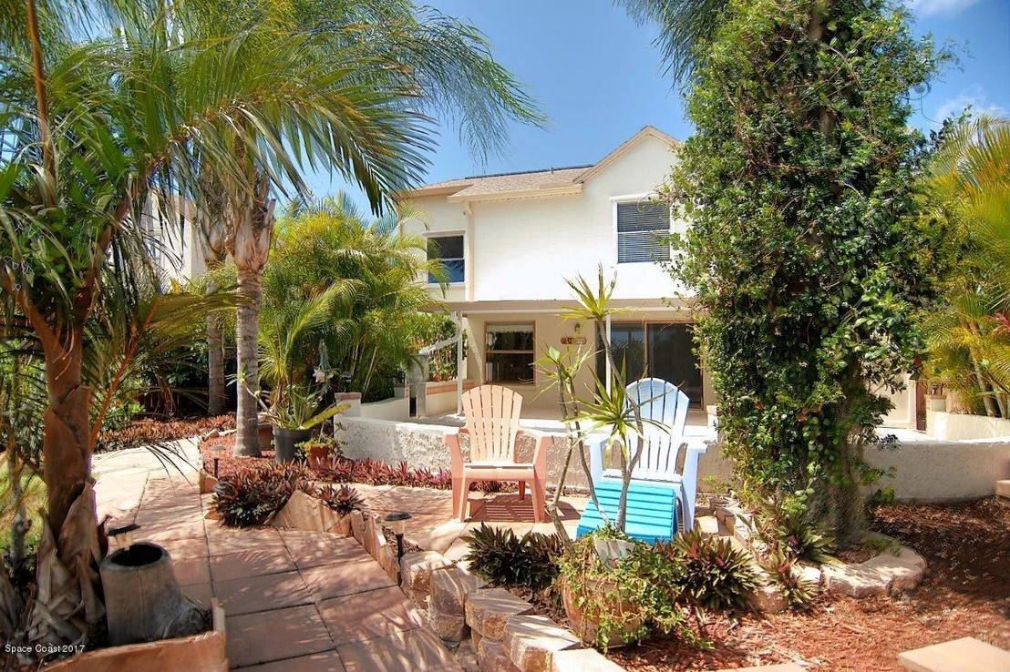 Photo of 1784 Clover Circle
