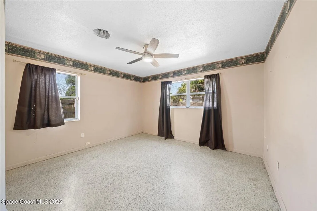 Photo of 1266 Bianca Drive NE