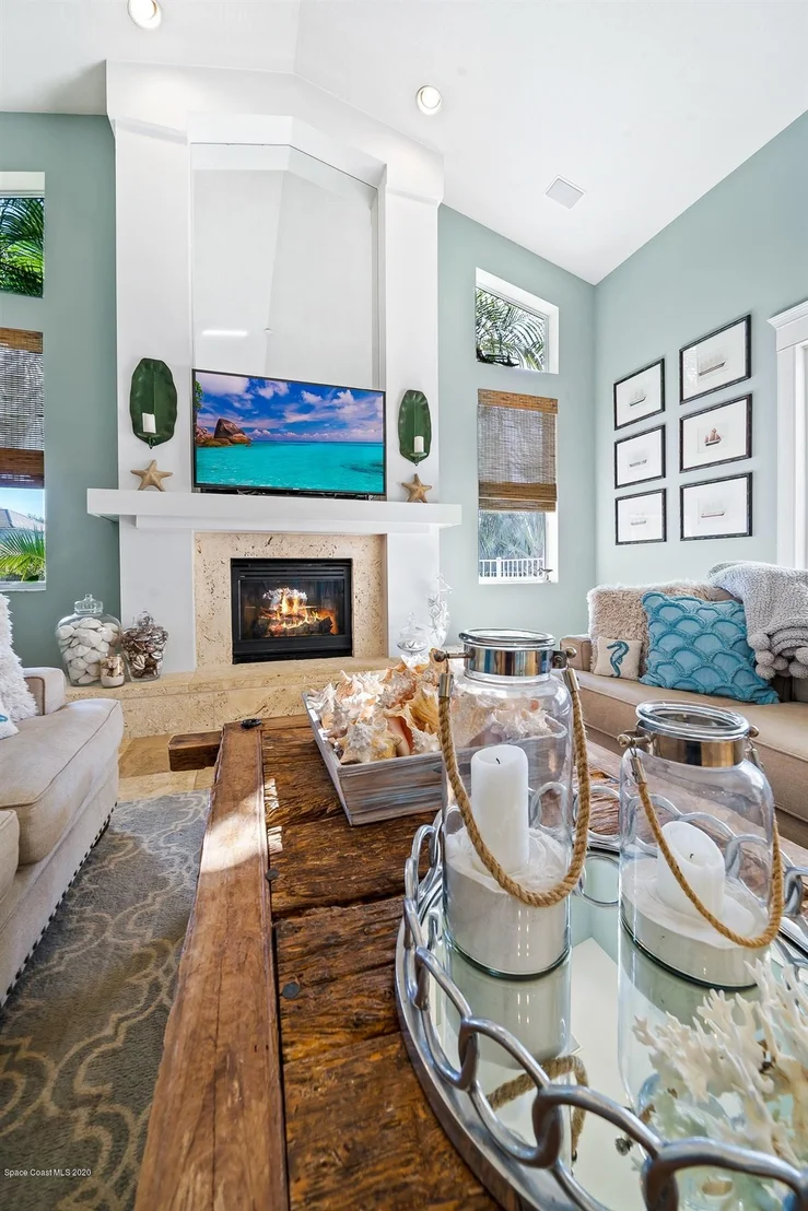 Photo of 840 Peregrine Drive