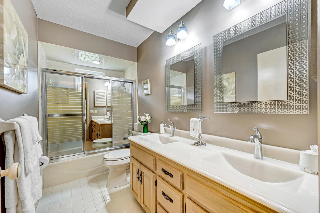 Photo of 1374 Silver Lake Drive