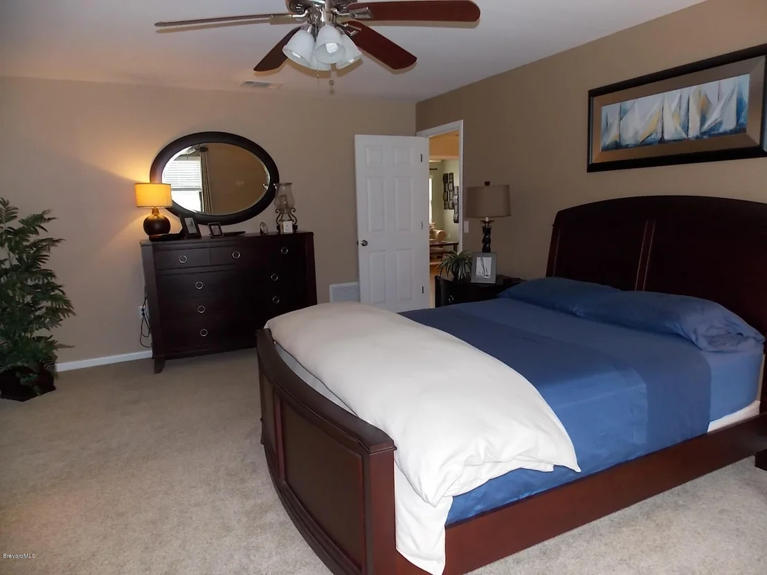 Photo of 843 Berkshire Drive