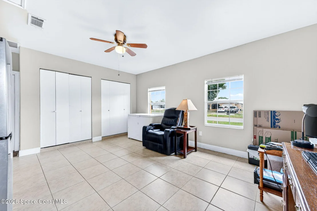 Photo of 719 Bianca Drive NE