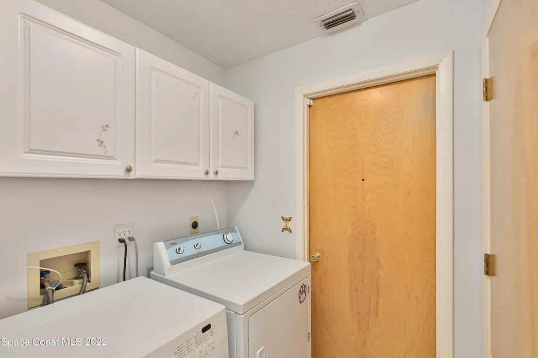 Photo of 4280 Silver Lake Drive