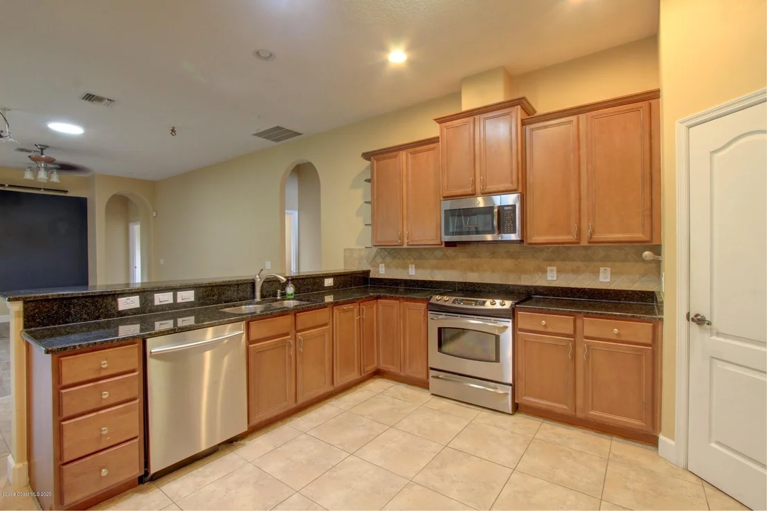 Photo of 1146 Stockbridge Way